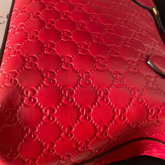 Authentic Gucci Red Leather Tote/ Shoulder Bag. - Picture 7 of 16